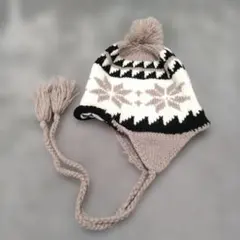 キッズ ニット帽 雪の結晶模様ポンポン付き サイズ50cm