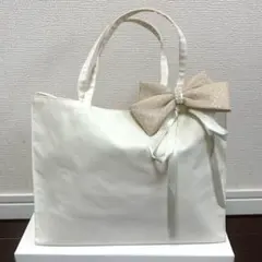 美品◇軽量 リボン付きパーティーバック