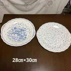 希少　廃盤品　青い花柄イラストの皿 2枚セット　30×28