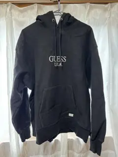 GUESS ブラック パーカー フード付き