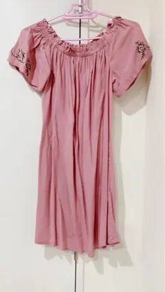 Abercrombie & Fitch ワンピース ピンク　新品　アバクロのサムネイル