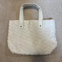 【新品】ホワイトファートートバッグ 編み込みデザイン