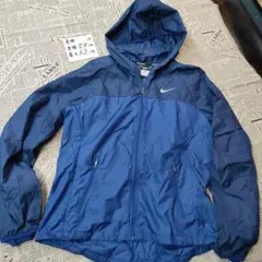 NIKE RUNNING（ナイキ ランニング）エッセンシャル フーディジャケット