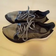美品!《NIKE》AIR ZOOM GRAVITY★25.5cm