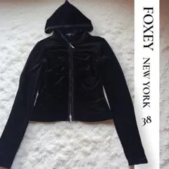 2025年最新】フォクシー ベロア パーカーの人気アイテム - メルカリ