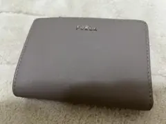 フルラ 折り財布