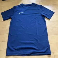 140サイズ⭐︎NIKE Dri-FIT サッカーシャツ ネイビー Mサイズのサムネイル