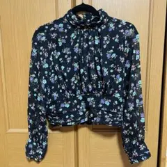 お値下げセール！新品　ZARA 花柄ブラウス