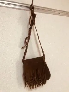 レア商品MINNETONKA ミネトンカ フリンジショルダーバッグ ブラウン