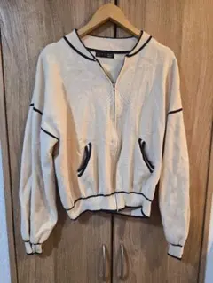 Item thumbnail for item bfa576fd-a8d6-4aea-b9e4-ffd5d2472bbf