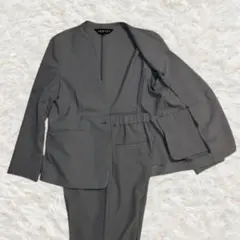 【23年美品】INDIVIセットアップ ノーカラージャケット+パンツ グレー