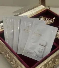 クレドポーボーテ　ヴォワールルミヌ4枚