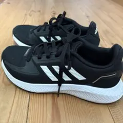 美品！adidas スニーカー ブラック 22cm