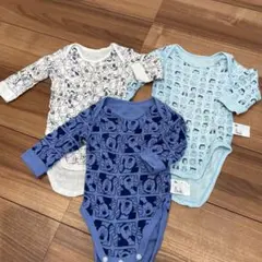ユニクロ 肌着 ロンパース　３枚セット　70