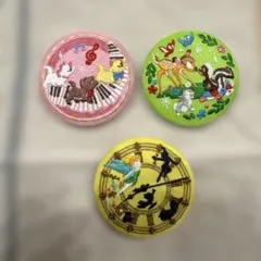 ディズニー　刺繍缶バッジ　おしゃれキャット　バンビ　ピーターパン　バンダイ
