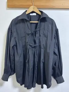 新品】 TORRAZZO DONNA BIG襟 ブラウス - メルカリ