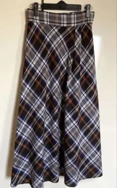 BEAMS HEARTチェック柄 ロングスカート