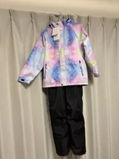 値下げしました！YUK 子ども用スキーウェア 宇宙柄
