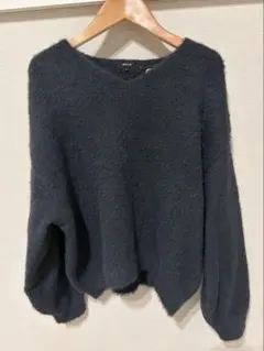 COMME CA ISM コムサ　Vネック　セーター ダークグレー　ネイビー