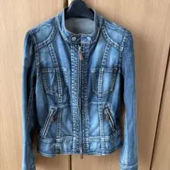 値下げしました！praデニムジャケット ジップアップ