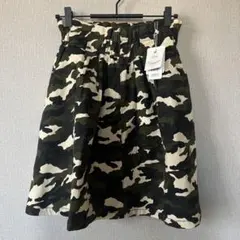 【新品】迷彩柄 フレアスカート Mサイズ　Riche 膝丈