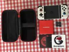 GAMESIR X2 lightningゲームコントローラー ホワイト・ブラックのサムネイル