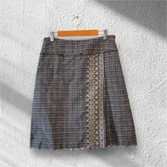 ARTISAN アルチザン　レディース　タイトスカート　花刺繍　日本製　可愛い