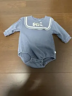 ブルー 花柄刺繍ロンパース 70cm