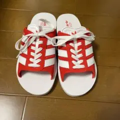 adidas ビーチサンダル レッド/ホワイト　ガゼル