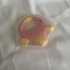ピンクと黄色のカプセルトイ
