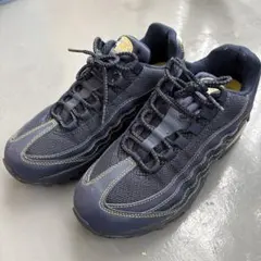 Item thumbnail for item 73579f7d-d631-43ea-9184-ac228d055b82