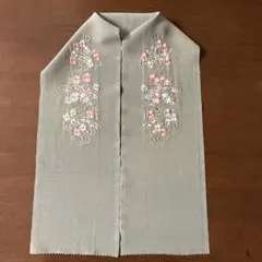 半衿のサムネイル