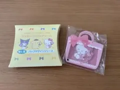 サンリオ 新品　カスタムアクリルチャーム 推し活バッグ　ハローキティ