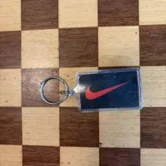 【希少】NIKEキーホルダー！のサムネイル