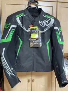 希少✨BERIK レーシングスーツ　本革　レザー　ブラック　グリーン　56サイズ LS1-10417-BK GREEN BERIK RACINGSUITS