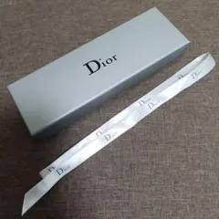 Dior ギフトボックスのみ リボン付き