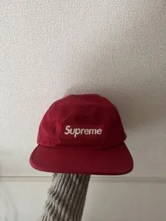 Supreme 赤色 ロゴキャップ