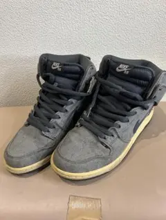 NIKE SB DUNK MID グレー スニーカー