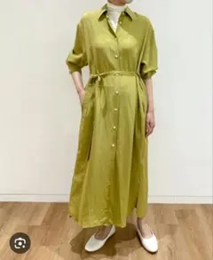 ✨ユニクロ✨UNIQLO シャイニーレーヨン　ロングシャツ【M】長袖ワンピース