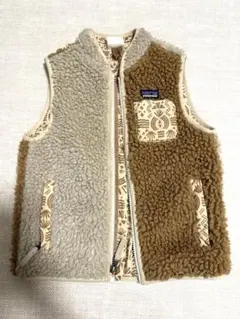 Patagonia ✴︎ ボアベスト ✴︎ 5T