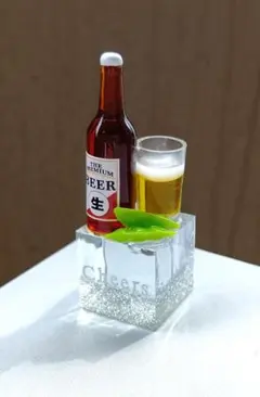 レジンアート　ビールと枝豆　レジンオブジェ　レジンキューブ