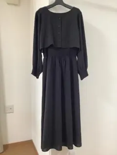 未使用品　ブラック フェイクレイヤード長袖ワンピース　フリーサイズ