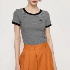 値下げ不可SLY スライ ロゴ コンパクトTシャツ クロップド丈 ブランドロゴ