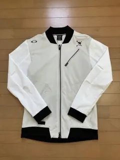 Oakley フルジッパー ゴルフジャケット ホワイト/ブラック
