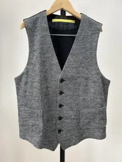 Item thumbnail for item 93696dc7-6a8e-47ce-9e70-101e2909c328