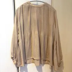 Urban Research プリーツデザインブラウス