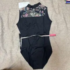 未使用　ブラックフラワーレオタード 160cm