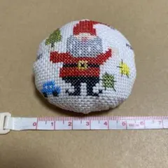 H130 クロスステッチ針山　　サンタ