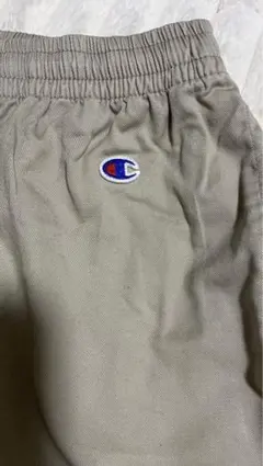 即購入OK!!【Champion 】ベージュ ショートパンツ