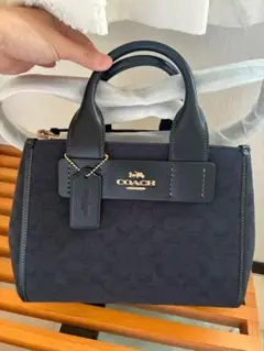 未使用COACH ダークブラックーハンドバッグ